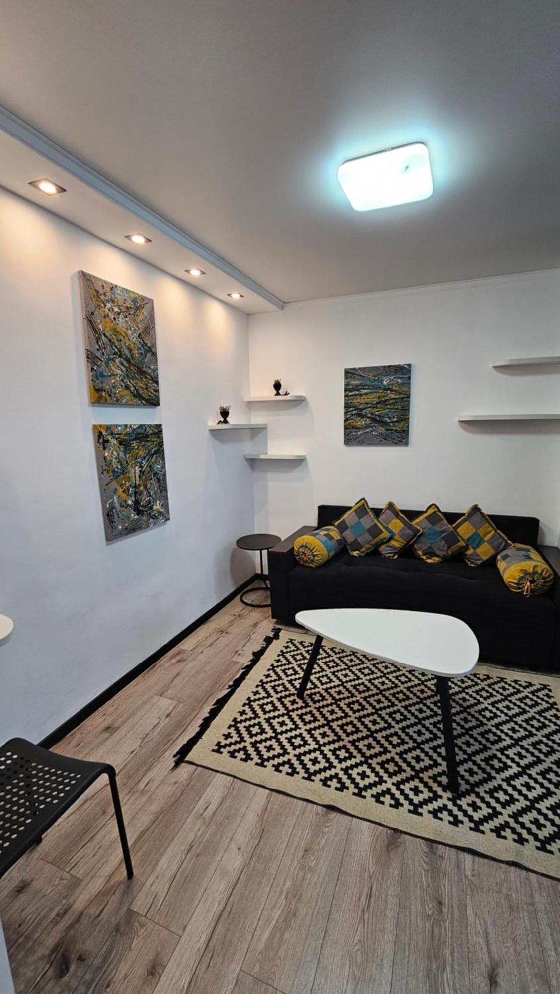 אלמטי Apartment On Panfilova 114 מראה חיצוני תמונה